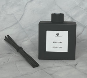 LAVENDER REED DIFFUSER MATTE BLACK SQUARE BOTTLE