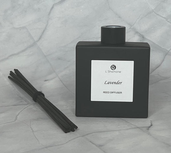 LAVENDER REED DIFFUSER MATTE BLACK SQUARE BOTTLE