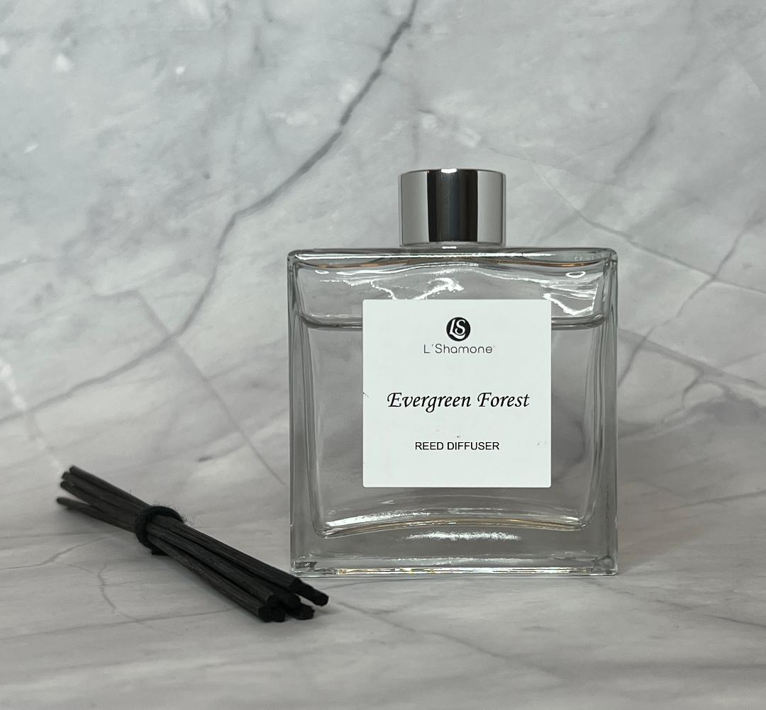 EVERGREEN FOREST REED DIFFUSER CLEAR SQUARE BOTTLE – L' Shamone
